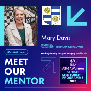 Mary Davis@0.5x-100